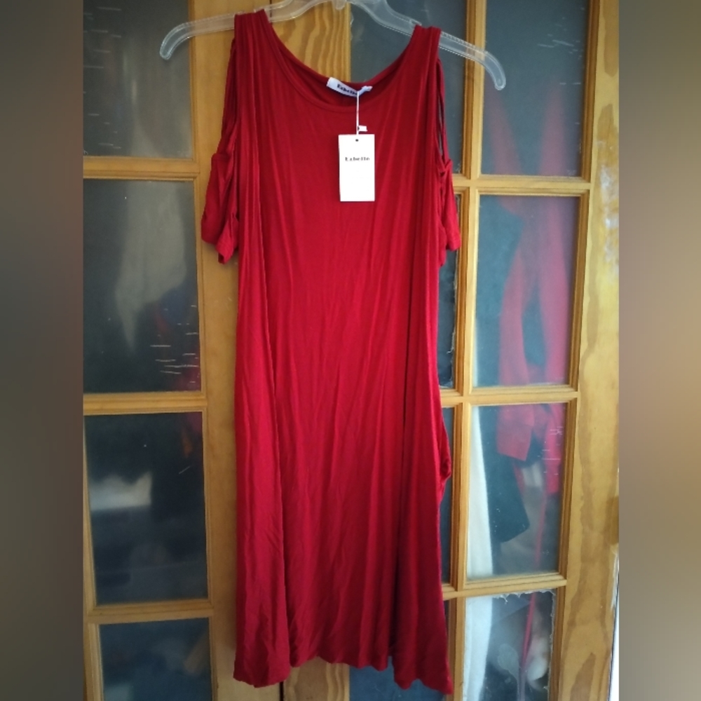 NWT Dress with pockets